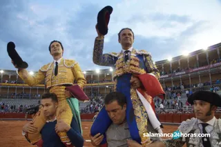 Toros domingo Juanes (153)