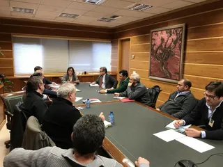 Representantes de Urcacyl y de las OPs con la Consejera