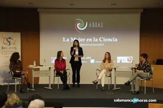 Mesa redonda %22La mujer en la ciencia%226