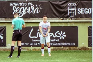 Miguel Serrano celebra el 0-1 ante la Gimnástica Segoviana | FOTO SALAMANCA CF UDS