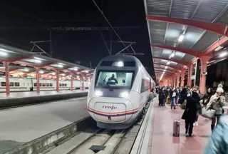 Tren Alvia