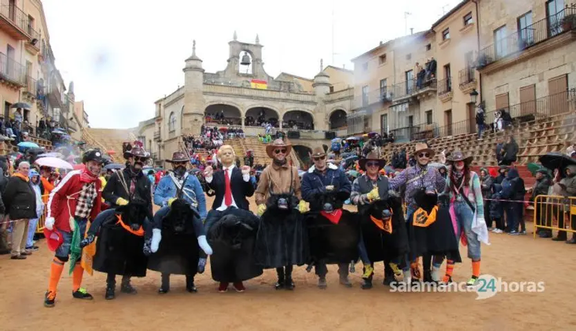 Desfile disfraz callejero Sábado Carnaval Ciudad Rodrigo 2025 (85)
