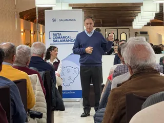García Carbayo reitera en Vitigudino el compromiso del PP con los agricultores y ganaderos. PP Salamanca