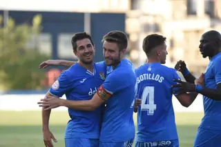 Álvaro Barbosa celebra un gol con el Fuenlabrada | FOTO FUENLABRADA CF