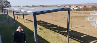 Instalación de placas solares en Carrascal de Barregas