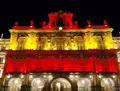 Bandera de España en la fachada del Ayuntamiento | Ayuntamiento de Salamanca