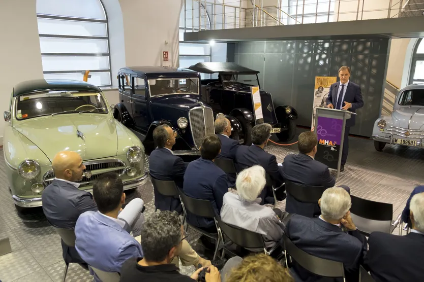 Presentación de la exposición ‘Renault: 125 años de Historia de la Automoción’. Foto: ICAL
