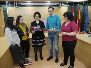 Presentación folleto Centro Joven 1