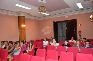 Pocas propuestas en la reunión con las peñas