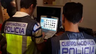 1245871