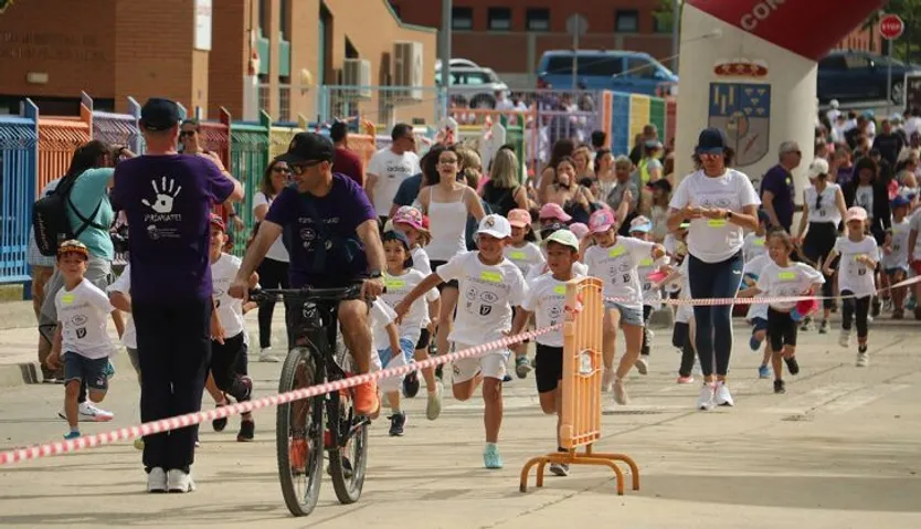 Día de la educación física en la calle Carbajosa (11)