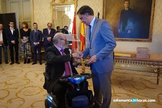 Carbayo recibe a los funcionarios municipales jubilados (56) (Copy)