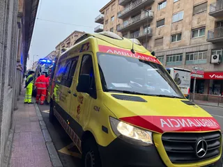 Ambulancia en Gran Vía. Foto de archivo.