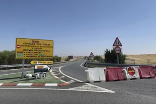 Un corte de tráfico en una carretera de la provincia de Salamanca