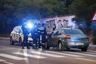 Policía Local avenida Raimundo de borgoña. Fotos Andrea M.