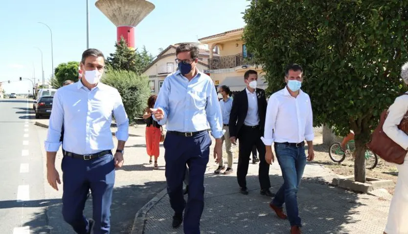 Sánchez en Calvarrasa de Arriba. Foto PSCYL (4)