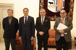 Carlos García Carbayo recibe a los alcaldes portugueses de Gouveia y Guarda