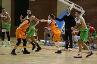 Imagen del Carbajosa Basket - Zornotza / FOTO SALAMANCA24HORAS.COM
