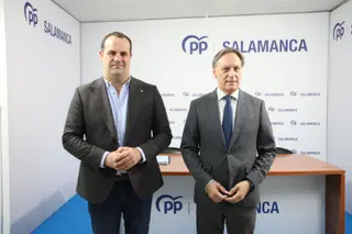Carlos García Carbayo y David Mingo en una rueda de prensa previa a la celebración del Comité Ejecutivo Provincial del PP | Andrea Mateos