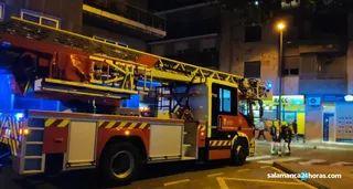 Bomberos calle de Rodríguez Fabrés (10 3 2020) (5)