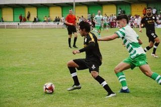 Gustavo, ante La Virgen | FOTO SALAMANCA CF UDS