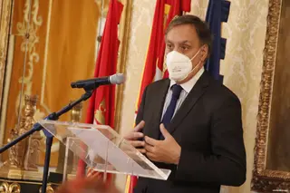 HOMENAJE A FUNCIONARIOS JUBILADOS