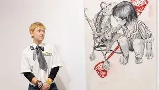 La artista asturiana Alicia Fernández Vila reflexiona sobre una catástrofe ecológica en la exposición ‘Tejiendo a contracorriente” | Comunicación Universidad de Salamanca