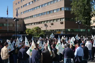 Protesta agricultores salmantinos en Valladolid por el bajo precio del cereal