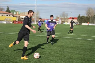 Los Bingos y Don Ibérico se juegan el ascenso a la Primera Futormes en la última jornada