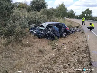 Un joven de 26 años fallece tras sufrir un accidente a la altura de Lumbrales