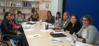 La mitad del trabajo con la persona tutelada se desempeña desde el área social