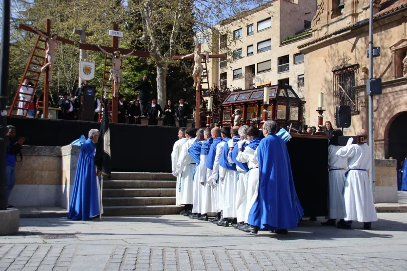 Acto del Descendimiento de la Cofradía de la Vera Cruz