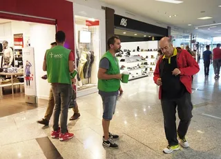 Cuestación de la Asociación Española Contra el Cáncer