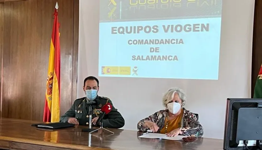 Teniente coronel, Pedro Merino y la subdelegada del gobierno, Encarnación Pérez