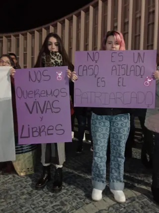 Manifestación Movimiento Feminista por el crimen de la mujer asesinada en Santa Marta de Tormes a 14 de enero de 2023 (16)