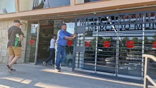 Imagen de archivo del Mercado de Abastos de Ciudad Rodrigo. Las personas que aparecen en la imagen no tienen relación con el suceso