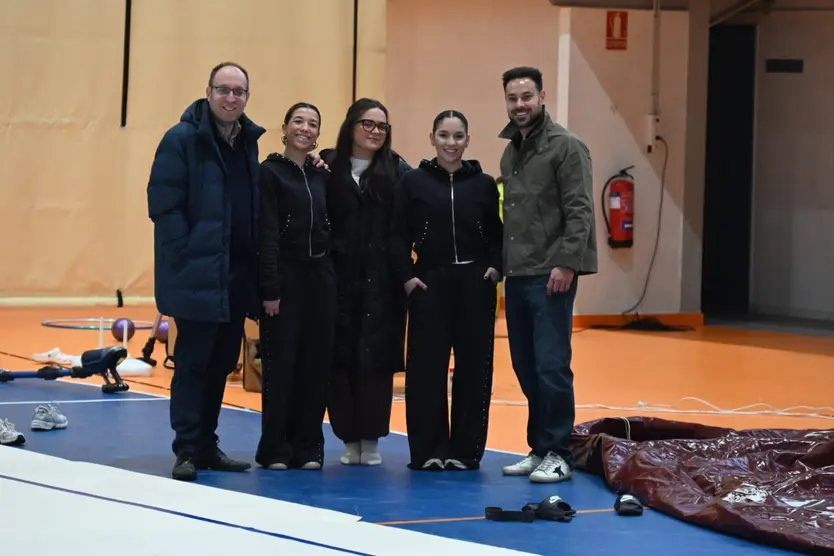 Ciudad Rodrigo ya cuenta con un nuevo tapiz para gimnasia rítmica