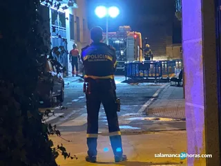 Se encierra con su hijo en una vivienda en la zona de El Arrabal para no entregárselo a su madre y amenaza con quitarse la vida