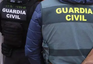 Imagen de dos agentes de la Guardia Civil | Guardia Civil