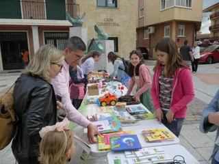 Ludomovil y mercadillo solidario 3