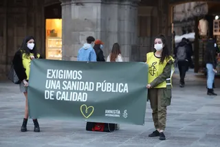 Acto de Amnistía Internacional en defensa de la Sanidad Pública.