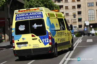 Dos motoristas, uno de 20 años y otro de 17, heridos en diferentes accidentes durante la noche del sábado