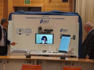 Servicio de Teleatención Personalizada. Imagen Dirección General de Tráfico
