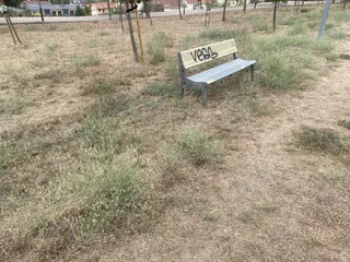 Vecinos de Huerta Otea denuncian el estado de dejadez del parque Juan Tenorio