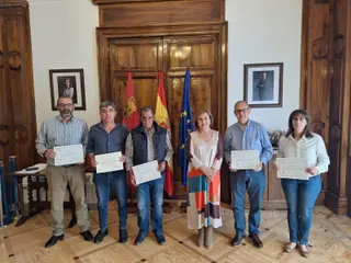 Reconocimiento a cinco radioaficionados de Salamanca por su compromiso con la Red Nacional de Radio de Emergencias (REMER)