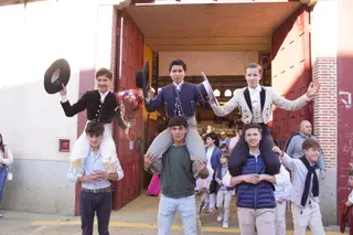 Clase práctica para alumnos de la escuela de tauromaquia de la Diputación de Salamanca | FOTO JUANES