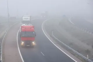 Niebla en la A-62, autovía Ciudad Rodrigo-Portugal. Foto Vicente | ICAL