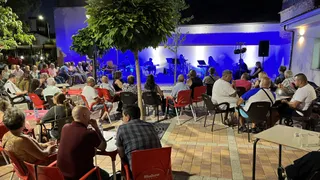 Actuación del Combo de música moderna de en el parque de la Huerta de Peñaranda