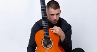 Amós Lora