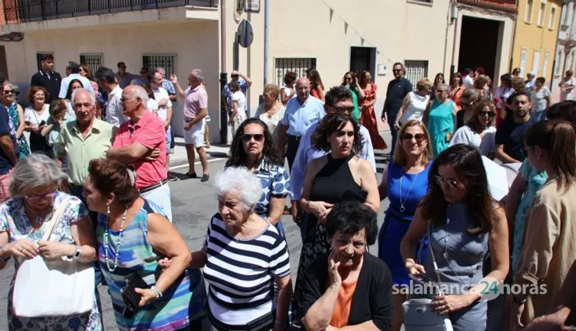 Misa y procesión en honor a Santa Elena en Calzada de Valdunciel
